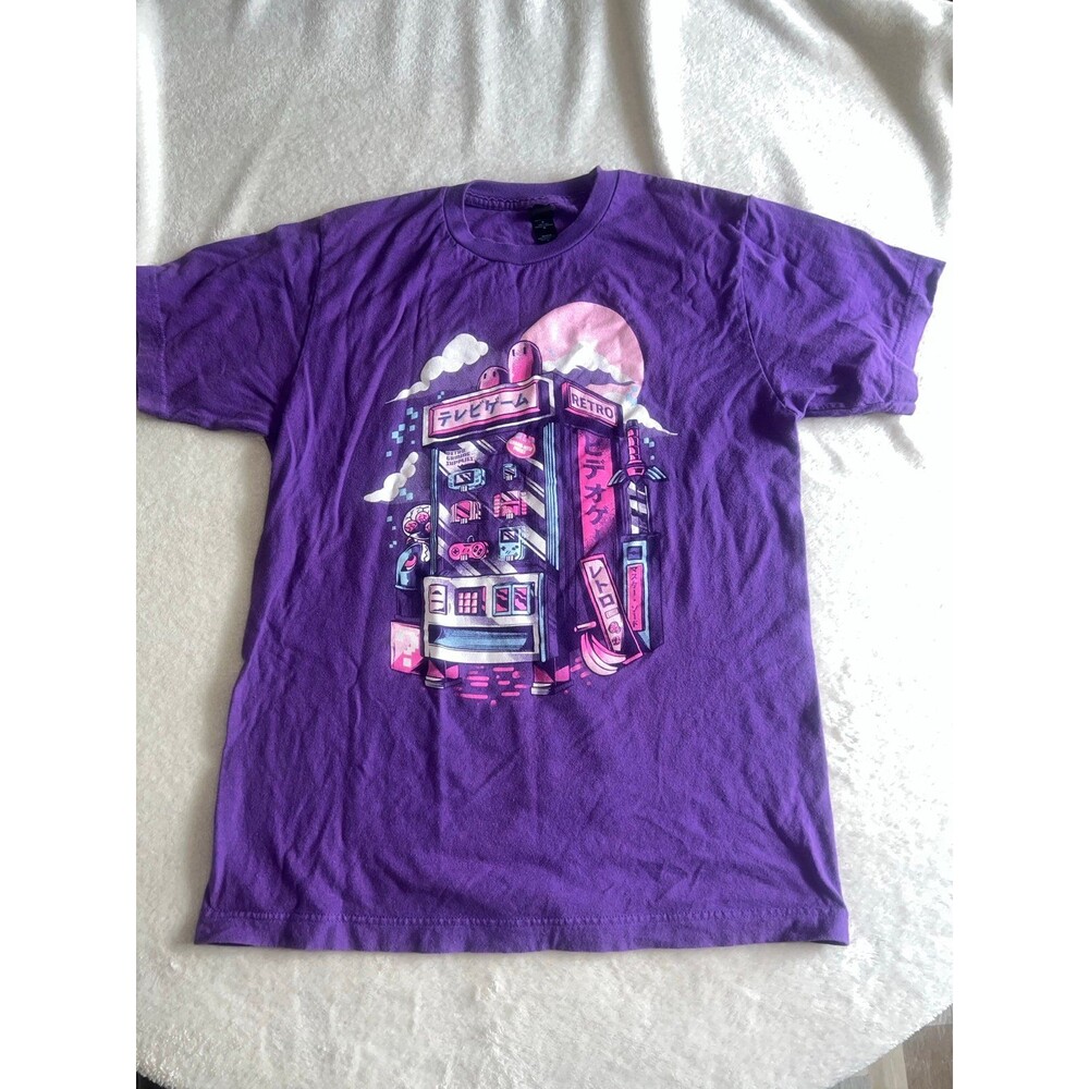 Men’s medium tshirt